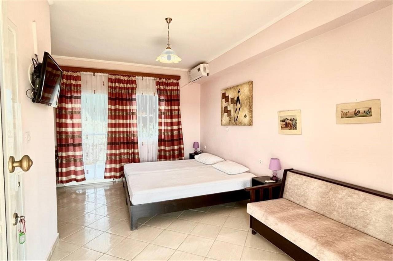 Villa Irina, Nea Potidea Kassandra Beach Kültér fotó